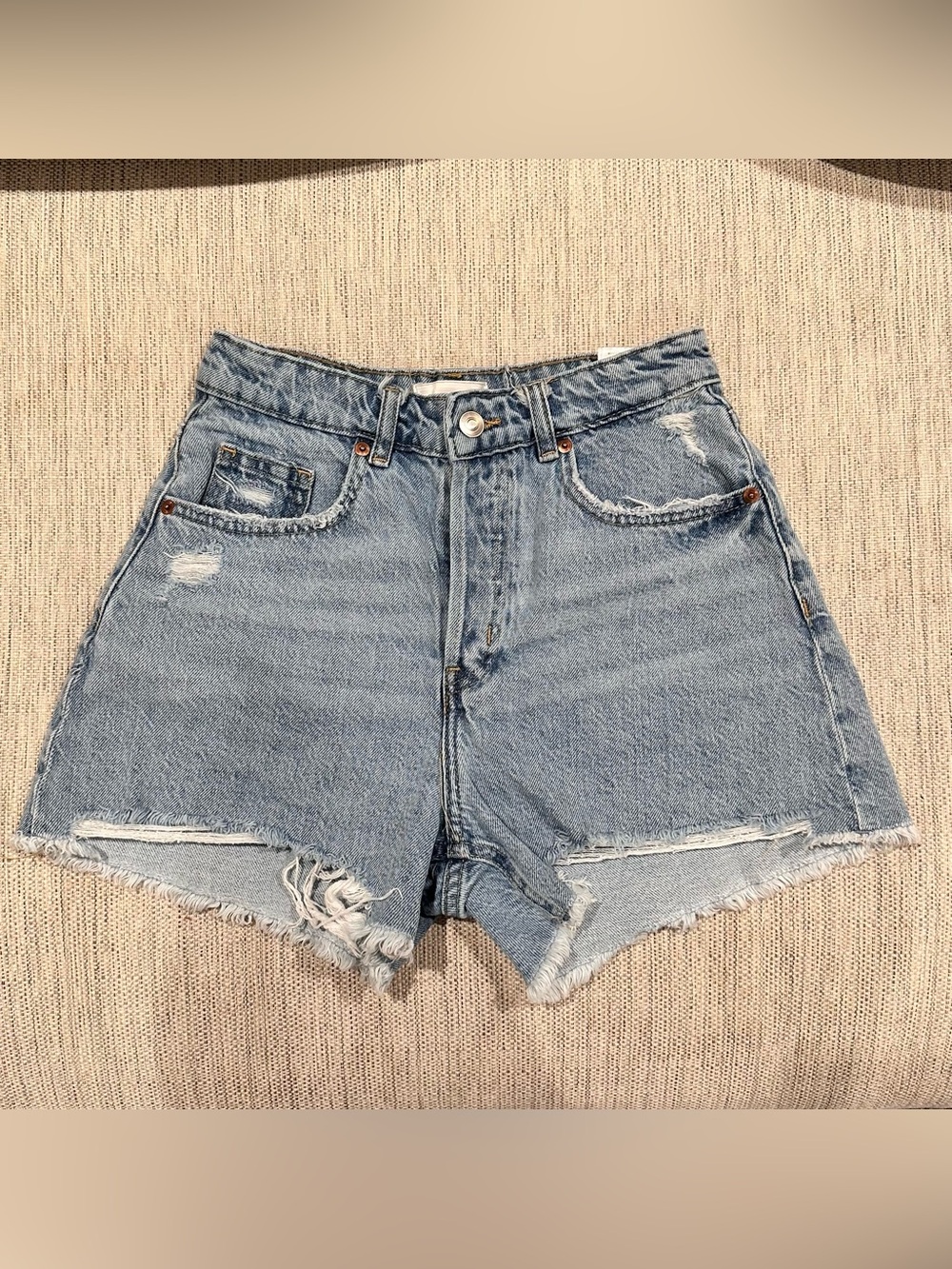 H&M y2k Light Blue Distressed Denim Cutoff Shorts
